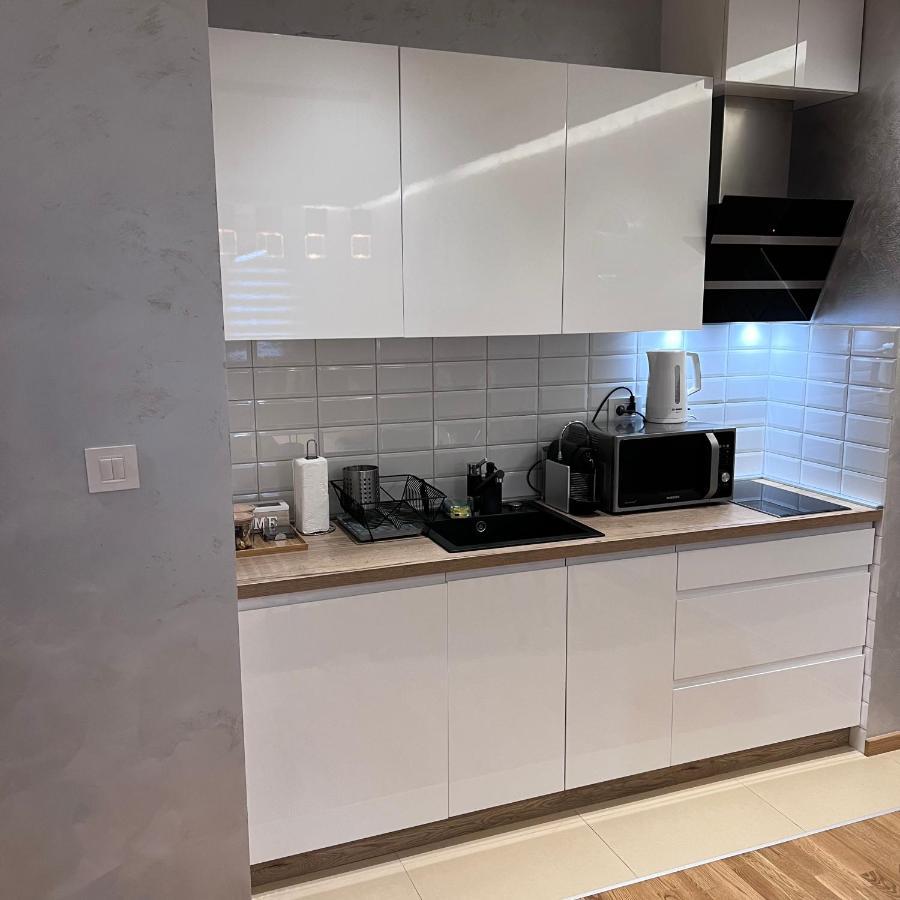 Ns In Apartment
