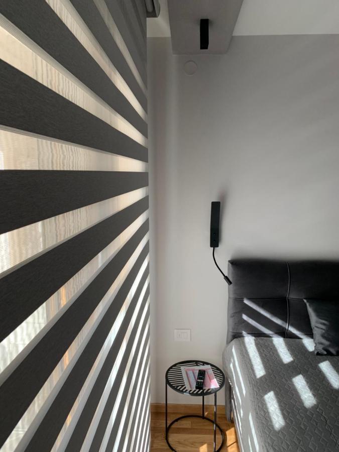 Ns In Apartment